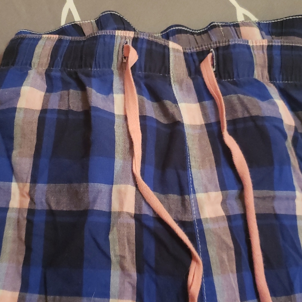 Plaid Old Navy pajama pants
